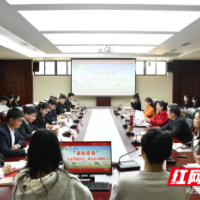 我和书记有个约定 做红色长师传人