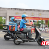 长沙饿了么“社区侠”志愿队护航高考