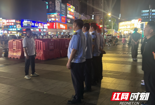 戴鹏飞：五一商圈全时管理工作的“排头兵”