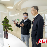 周健调研湘江新区促消费工作