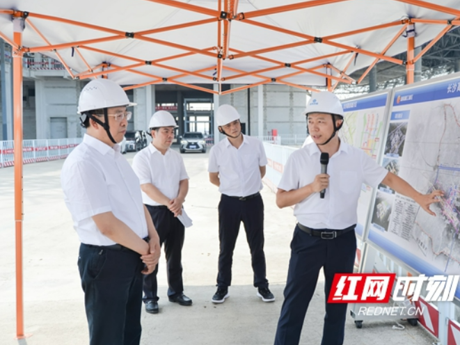 谭勇调研湖南麓谷发展集团
