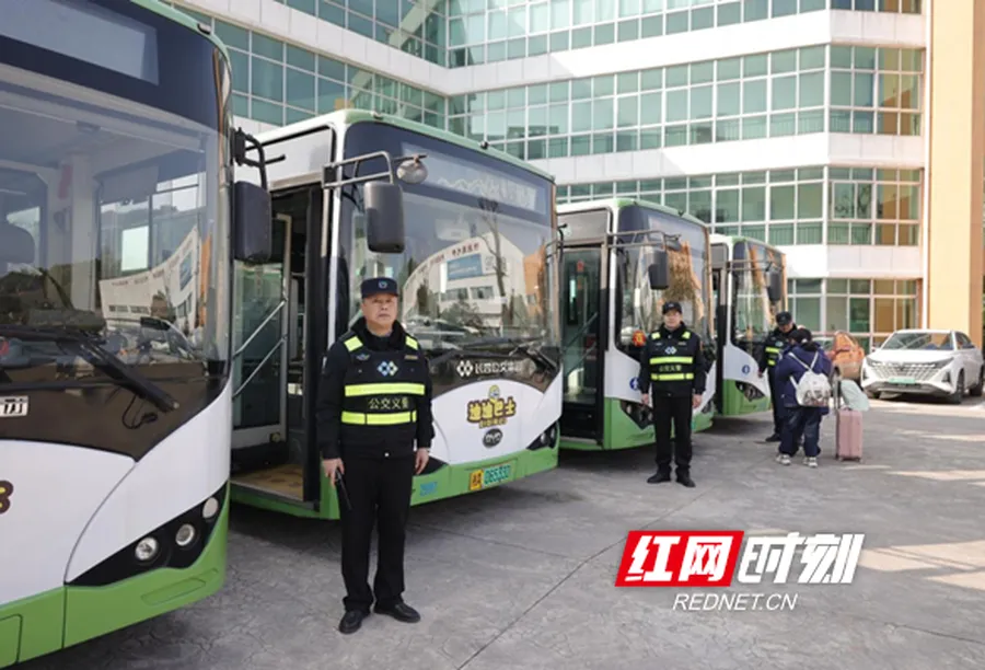 家门口直达校门口 长沙182条校园定制公交升级启航