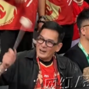 视频丨“鸠摩智”助阵湘BA 港星李国麟为长沙队助威