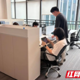 从13岁架设服务器到千万营收:一群大学生正在重新定义“打游戏”