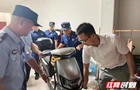 岳麓消防联合嘉顺社区开展电动车乱停乱放、飞线充电夜间整治行动