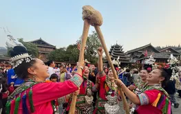 In Pics: Dong People Celebrate Dong New Year Festival