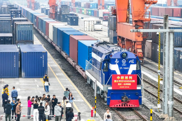 China-Europe freight train service enhances connectivity