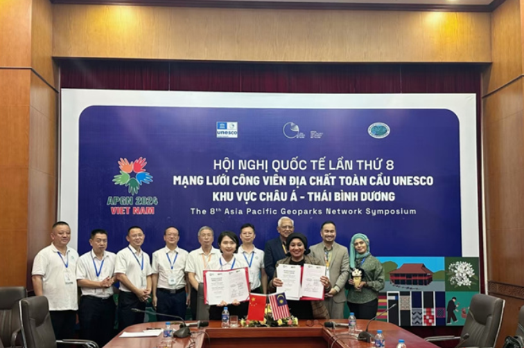 Xiangxi Global Geopark, Langkawi Global Geopark Establish Ties