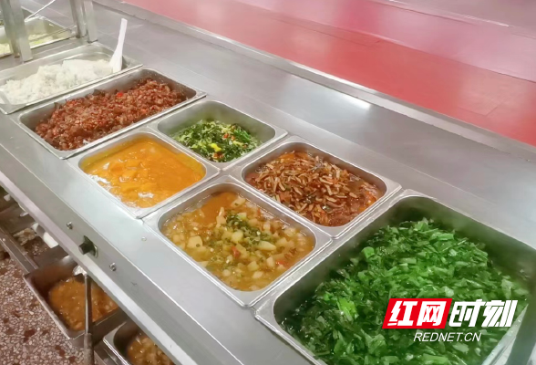 湘潭市湘钢第十一餐厅：全过程制止餐饮浪费
