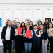 2025青少年汉字数智艺术大赛获奖作品在俄罗斯展出