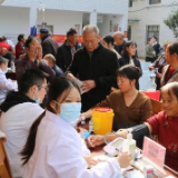 湖南省君子文化研究会健康公益之行走进湘乡壶天镇