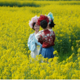 油菜花海如何拍大片？游客在渌口区洪塘村拍出“新花样”