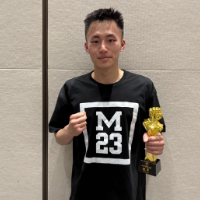 “追梦少年”彭湖：在奔赴拳击赛高铁上写作业