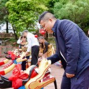 长沙石燕湖迎新龙舟下水 “五一”假期将推系列文旅活动