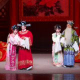 雅韵三湘丨《拜月记》贵阳演出:湖南人的“霸蛮”与“柔情”,全在戏里