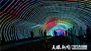 沿着高铁看贵州·一路向东｜逐“绿”而行看万山“红遍”