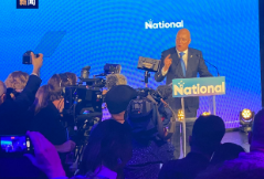 新西兰现任总理希普金斯承认败选