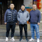 对话民企掌舵人｜罗炯：从一米灶台到2000平门店，天宝兄弟靠兄弟，但不止三个人