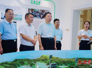 毛万春：助力培育壮大特色产业 助推县域经济高质量发展