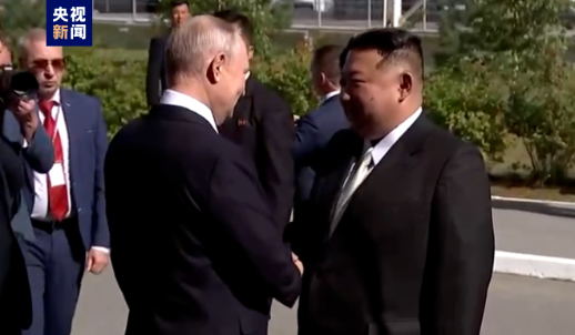 金正恩结束访俄，乘专列离开