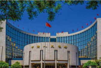 央行明年继续推动降低企业和居民综合融资成本 最新解读→