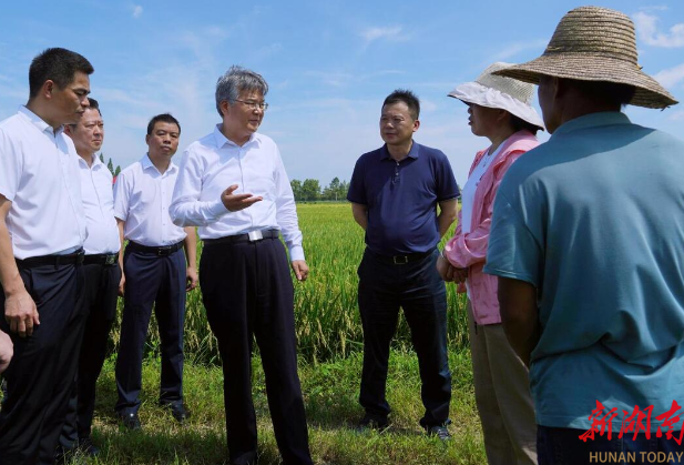 李殿勋：坚持依靠深化改革 努力推动县域经济高质量发展