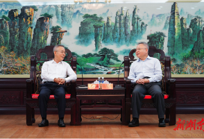 沈晓明与南航集团董事长马须伦一行会谈