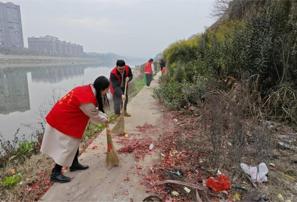 湘乡市：汇聚青春力量，争当守护绿水青山“河小青”