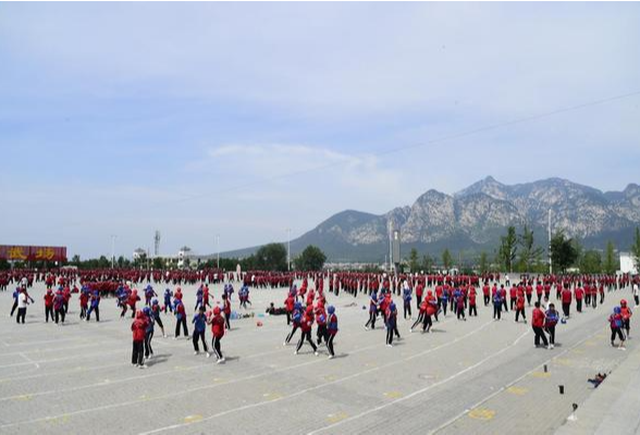 以“武术+”为特色 嵩山少林武术职业学院如何培养能“文”会“武” 的复合型人才