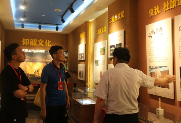 优势学科“起高峰” 特色学科“成高原” 河南牧业经济学院的王牌专业就是“中”