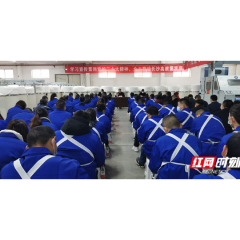 以学习促生产 党的二十大精神进车间