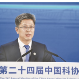 以青春之姿 在科技创新赛道上奋力奔跑