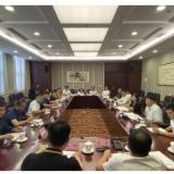 湖南省侨商联合会三届七次会长会议 在贵阳召开