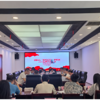 岳阳:一站式服务进校园,1500元求职补贴直达高校毕业生社保卡