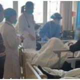 湖南省妇幼保健院：妇科病房里的男病人