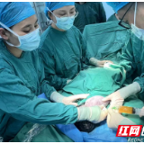 情况紧急！果断决策！多学科联动产时手术救治一例重度胸腔积液胎儿