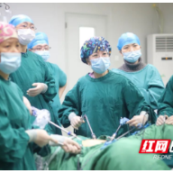 长沙百佳玛丽亚成功完成一例腹腔镜下子宫肌瘤剔除术