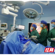 长沙男子任性大吃大喝 胆囊长出万颗“黄金豆”