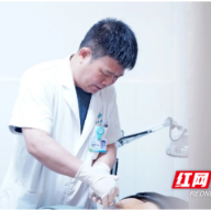 湖南省直中医医院针灸推拿门诊主任何杰：巧手下见“针”功