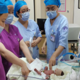 四天不分昼夜守护 感染性休克新生儿转危为安