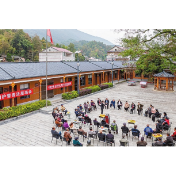 湖南桑植法院：拉家常式普法维护村民权益