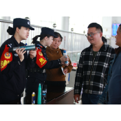 怀化铁警“消防宣传月”里说安全