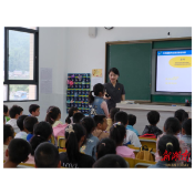 与法“童”行，共筑未来！平江法院第一党支部开展主题党日活动