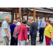 利剑护民 法润古镇——新晃法检联合开展扫黑除恶普法宣传活动