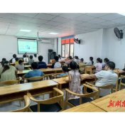 长沙雷锋法庭：普法进社区，法治护航伴成长