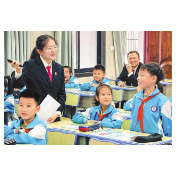 湖南临湘：为未成年人撑起法治晴空