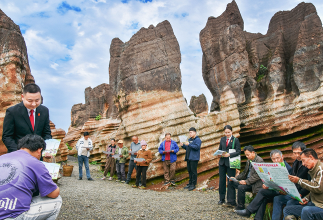送“典”进山村