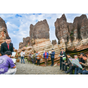送“典”进山村