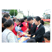 花垣法院：法润乡野 “典”护民生