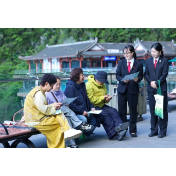 “法”在身边安心游——张家界法院旅游速裁法庭“五一”护“游”纪实